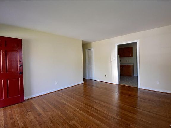 4th image of 3307 Lynhaven Ave