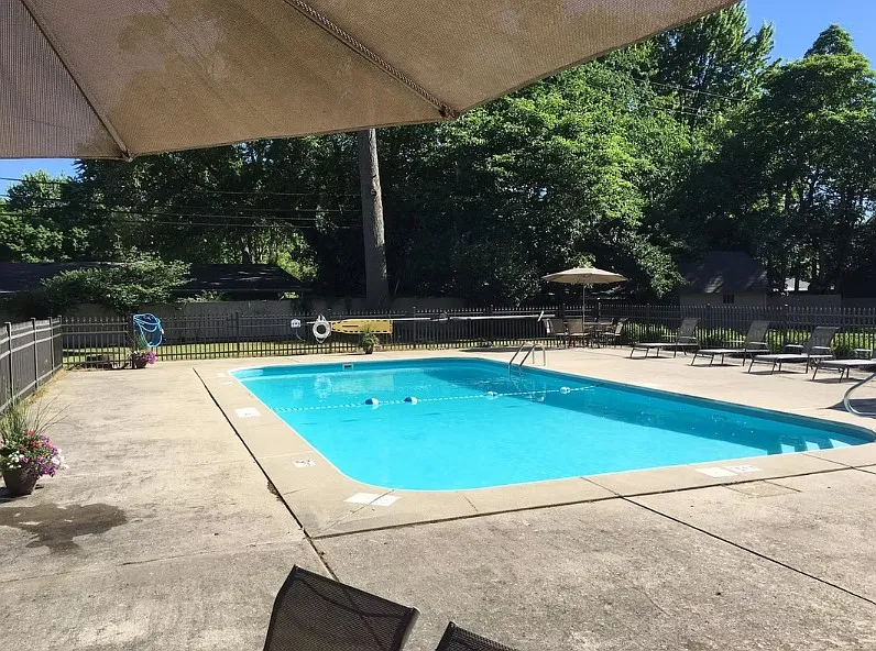 Regal Oaks Luxury Apartments