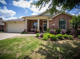 121 Hackberry Trl, Forney, TX 75126