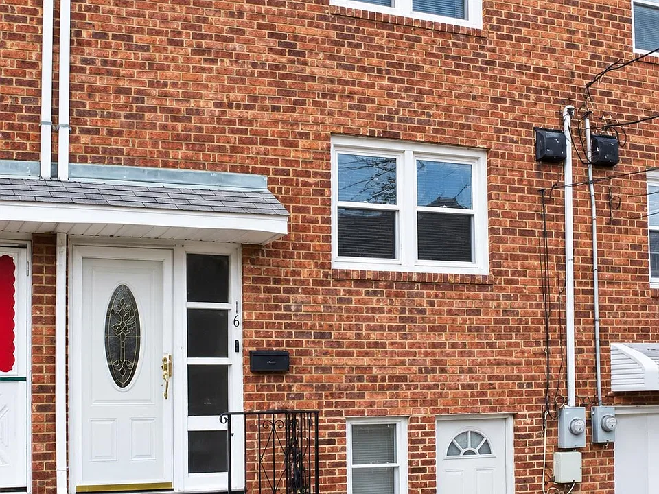 16 Exeter Rd