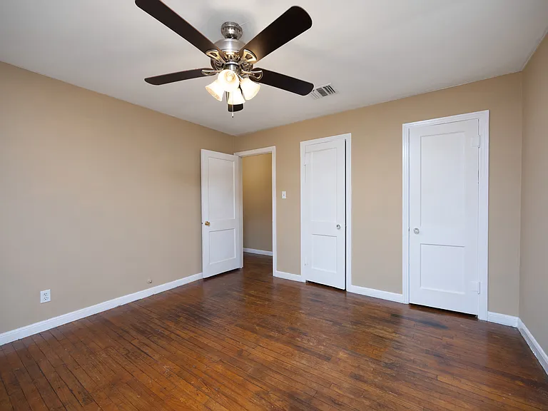 304 Harris Blvd — Photo 4