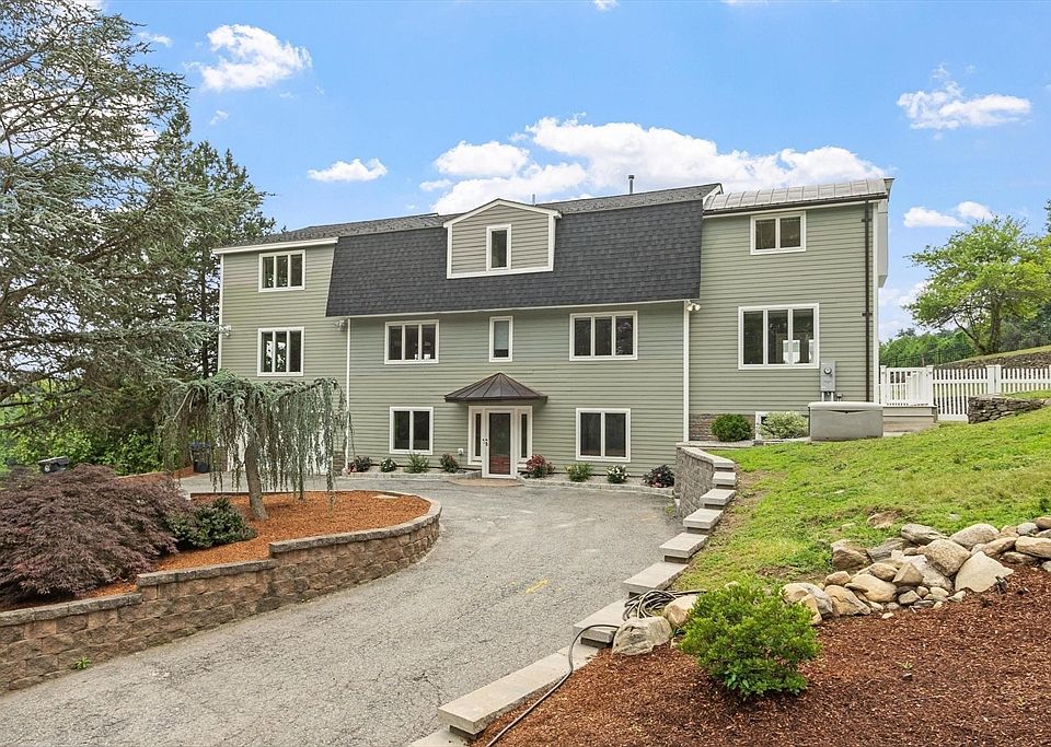 1st image of 60 Murphy Rd