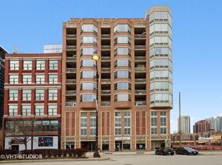 720 W Randolph St APT 605, Chicago, IL 60661