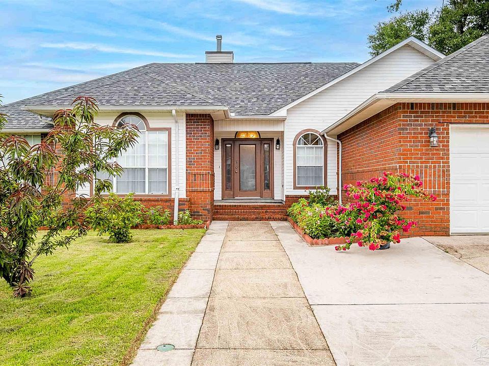 2125 Foxford St, Cantonment, FL 32533 MLS 612606 Zillow