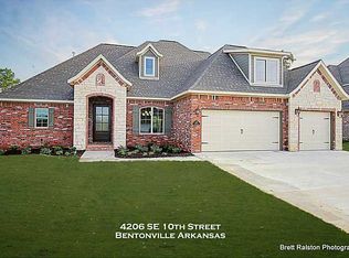 4206 SE 10th St, Bentonville, AR 72712