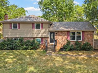 2079 Skyview Cir, Clarksville, TN 37042