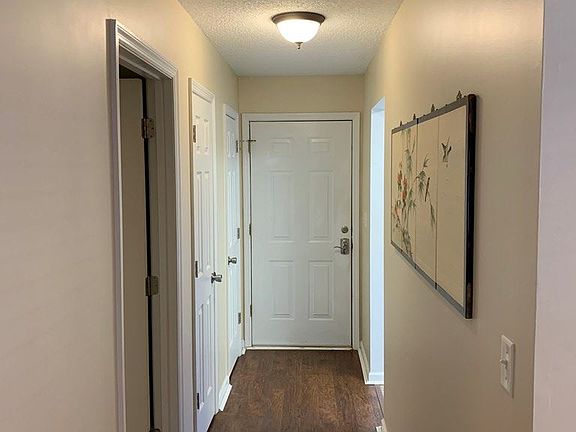 2nd image of 120 Leyland Ct