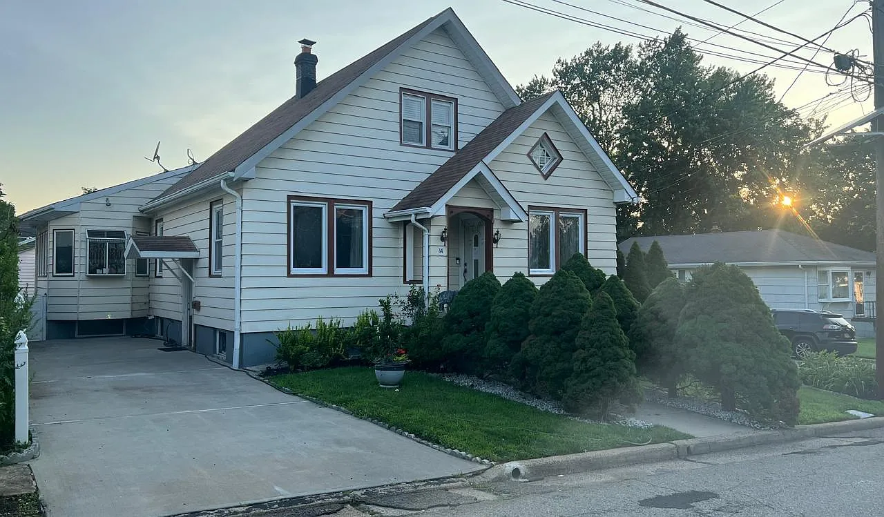 4 bed, 1850 sqft, $3,600 — Photo 1