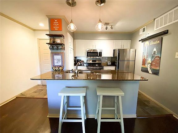 4th image of 8888 Tallwood Dr APT 3305
