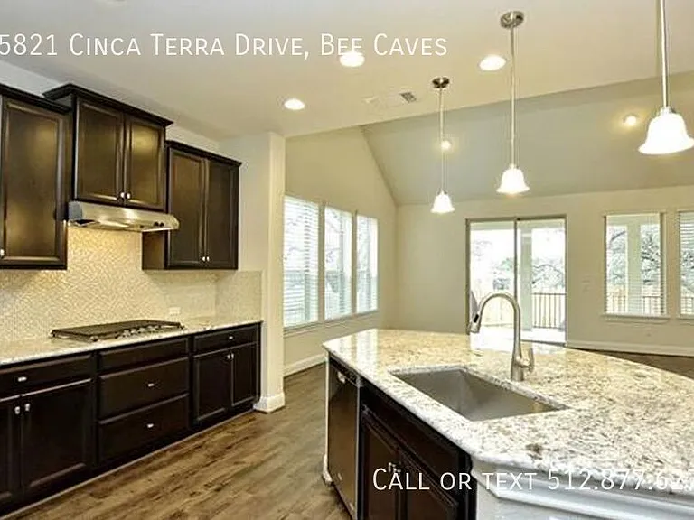 15821 Cinca Terra Dr — Photo 3