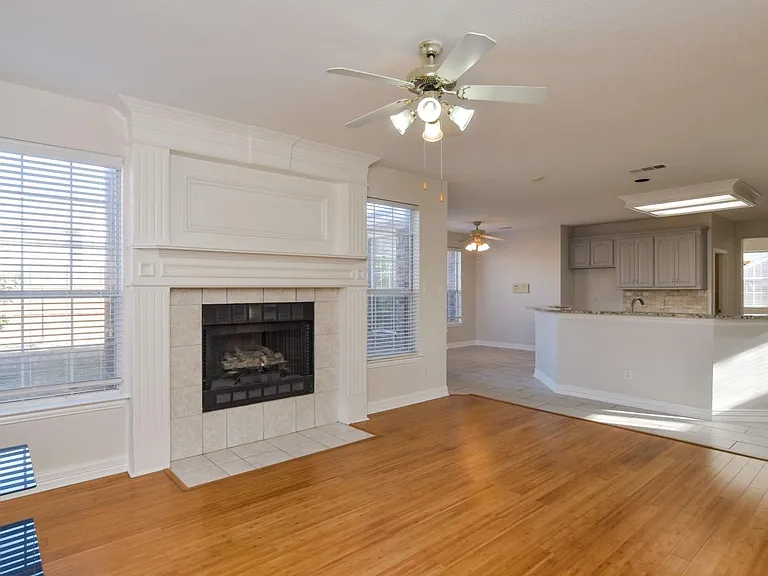 8512 Mesa Verde Dr — Photo 10