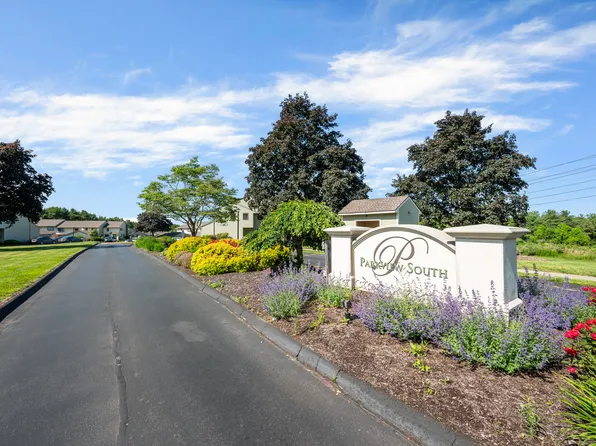 401 Summer Hill Drive #401, South Windsor, CT 06074