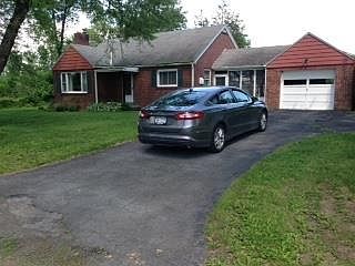 2nd image of 32 Warren Ave