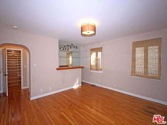 5th image of 200 S Crescent Dr