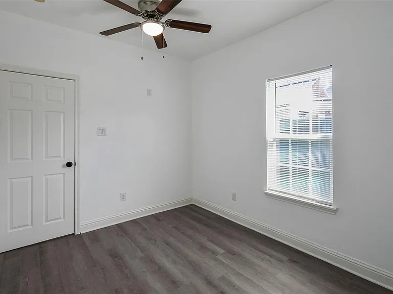 531 N Estelle St — Photo 19