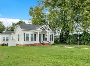 8 S Hughes St SW, Rome, GA 30165