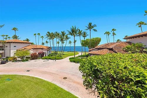 15122 Fisher Island Dr #15122 Photo 1