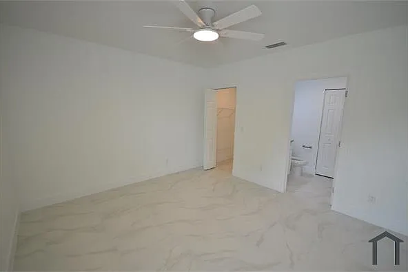 2197 Davis Ct — Photo 25