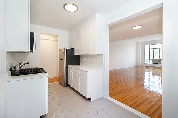 Rented by Siba Management Inc. | media 22