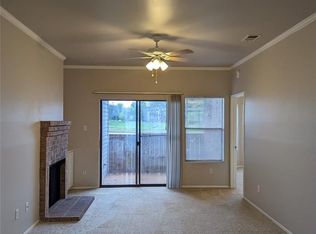 2405 W Slaughter Ln APT B, Austin, TX 78748
