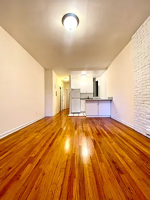 Rented by City & Suburban | media 10