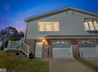 13456 Damar Dr, Philadelphia, PA 19116