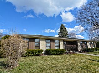 101-103 N Jane Dr, Elgin, IL 60123