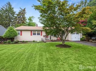 50 Glen Gary Rd, Middlesex, NJ 08846