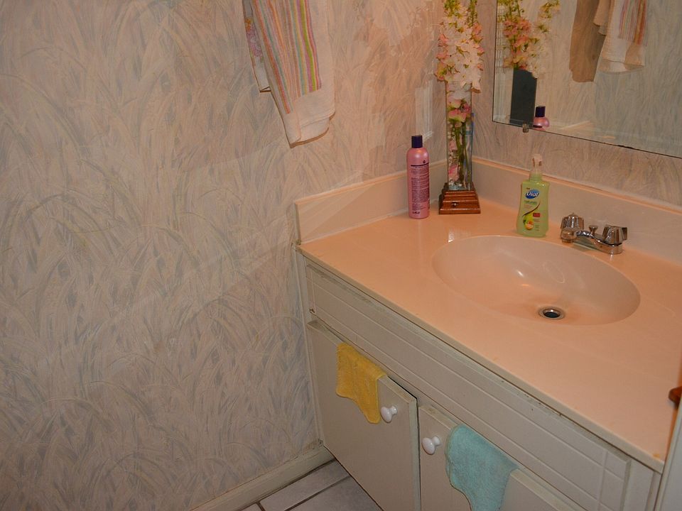 2nd image of 7957 Shady Oak Tl #56