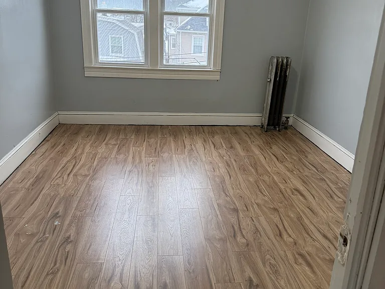 1221 S Main St — Photo 7