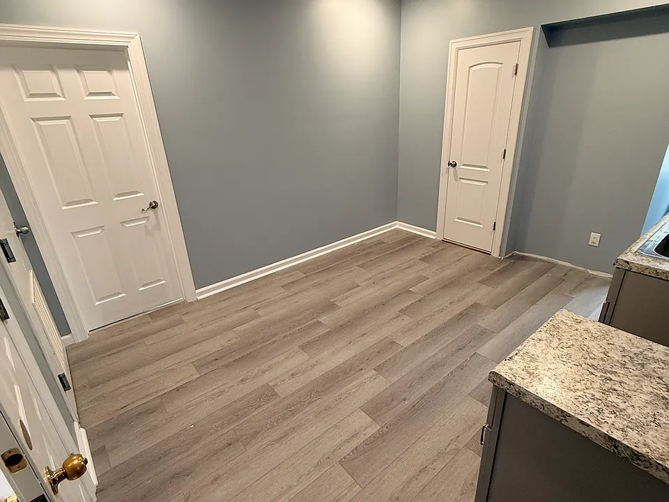 736 Pennington St #3