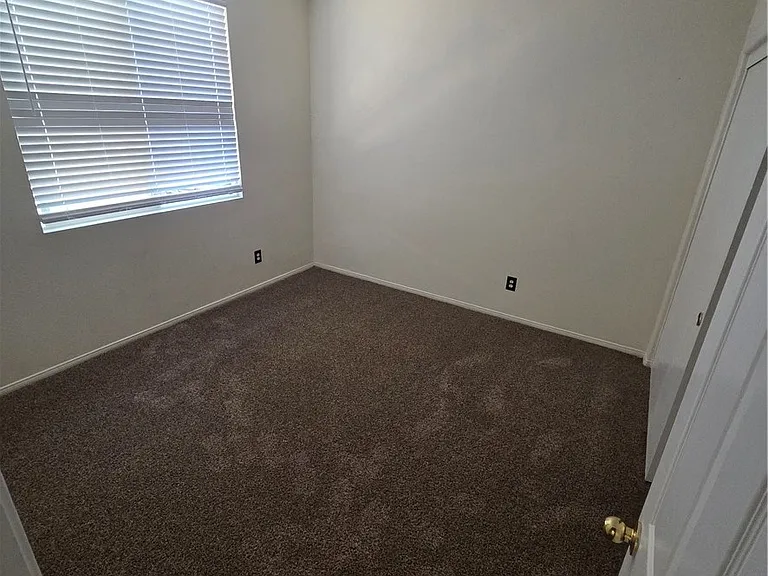 41089 Robards Way — Photo 13