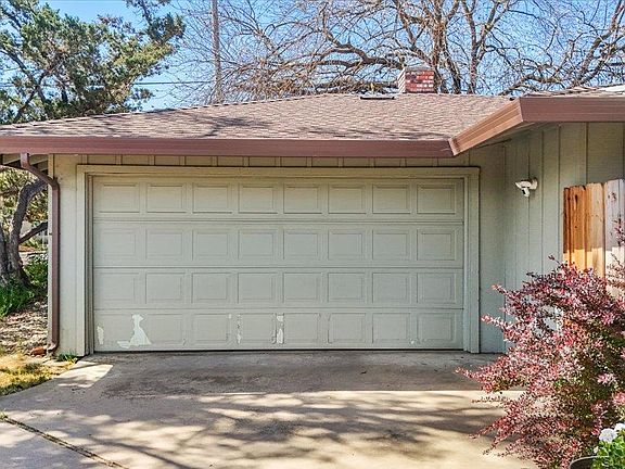 5th image of 1424 Rose Ave