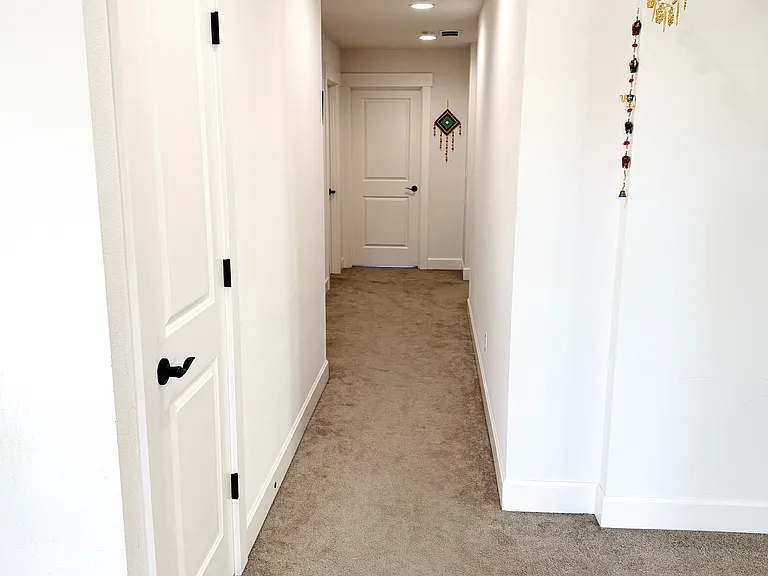 3925 SE 68th Ave — Photo 15