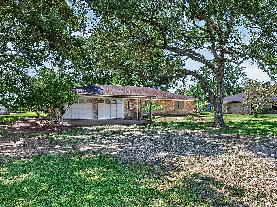 1st image of 11105 Needville Fairchilds Rd