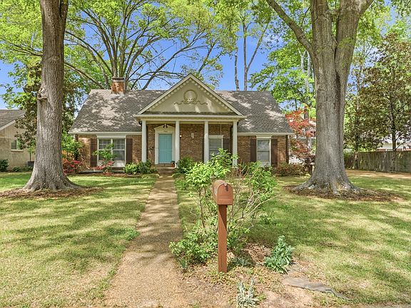 4th image of 7160 Blue Grass Ln