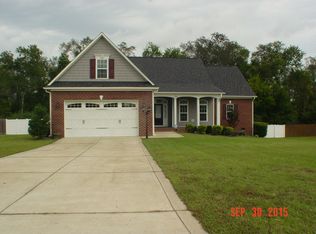 124 Hurdle Ln, Raeford, NC 28376