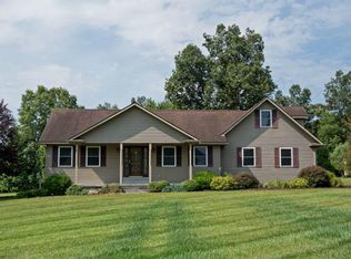 391 Oak Branch Ln, Caldwell, WV 24925