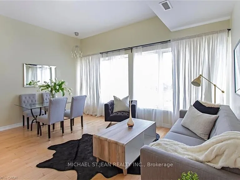 130 Wellington St N #201 — Photo 7