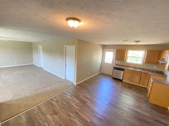 4th image of 3034 Kimberly Dr