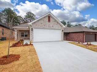 13504 Teton Dr, Little Rock, AR 72211