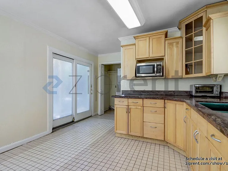 867 E Willow Ave — Photo 18