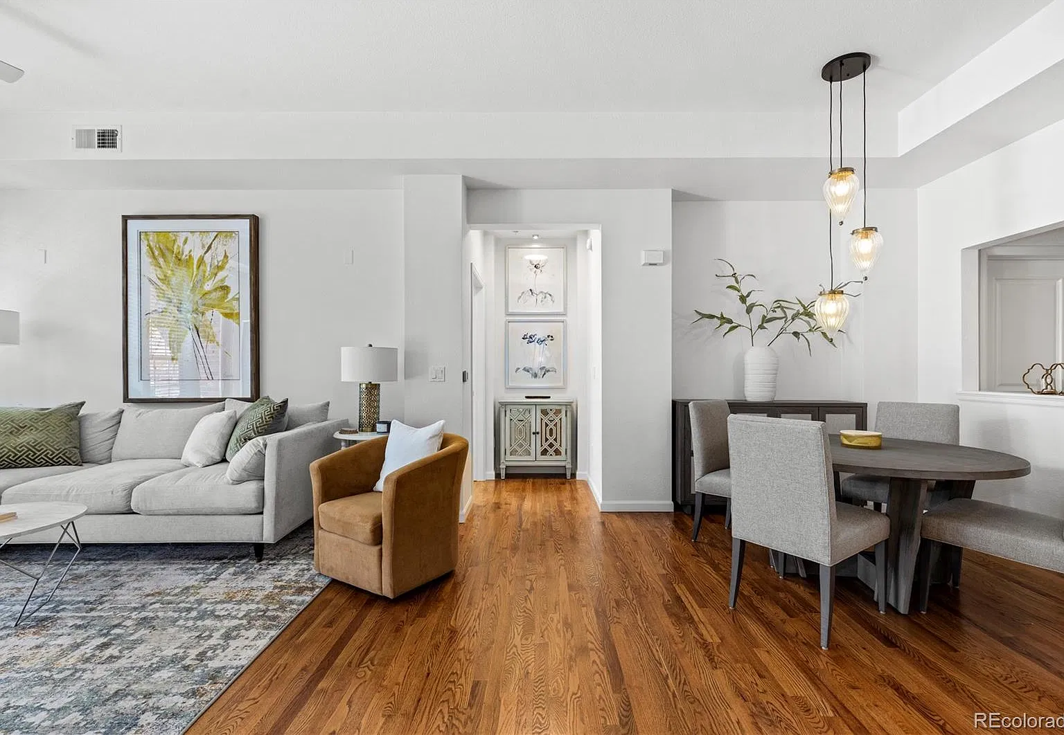 2 bed, 2.0 bath, 1381 sqft, $3,150 — Photo 3