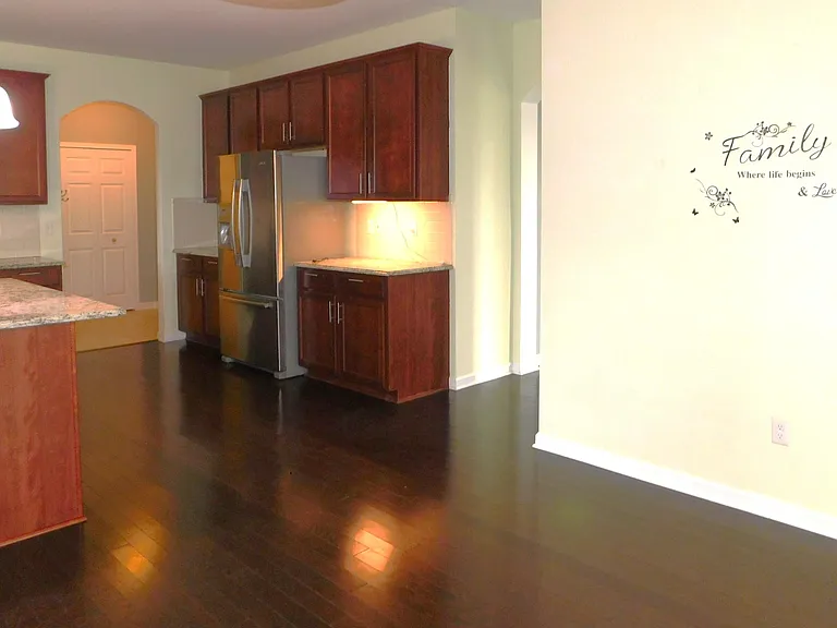 4251 Lilac Ln — Photo 9