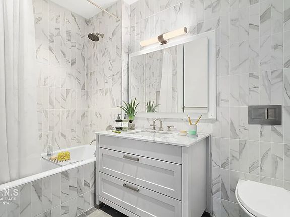 5th image of 107-06 Queens Blvd #6F