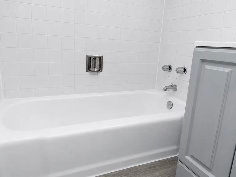 1645 Forest Rd #307 — Photo 16