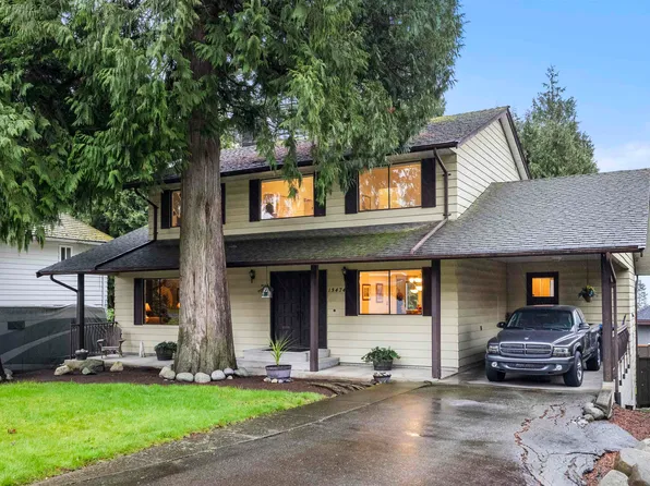 13474 15th Ave, Surrey, BC V4A 1L2