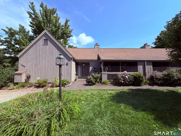 138 Bison Lane #B, Stratford, CT 06614