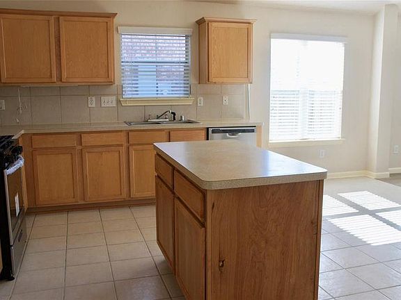 5th image of 7431 Cragmont Bridge Dr