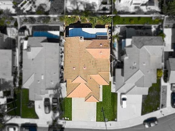 5th image of 2925 Griffin Cir